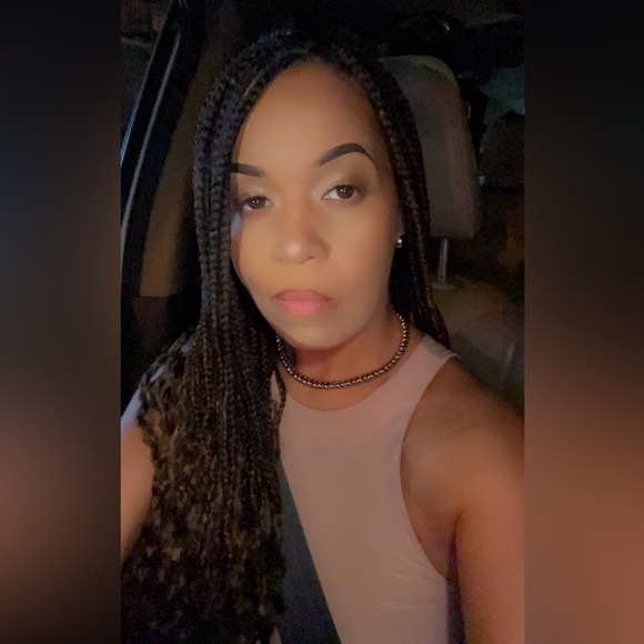 Meet your Posher, Joyce - Picture 1 of 1